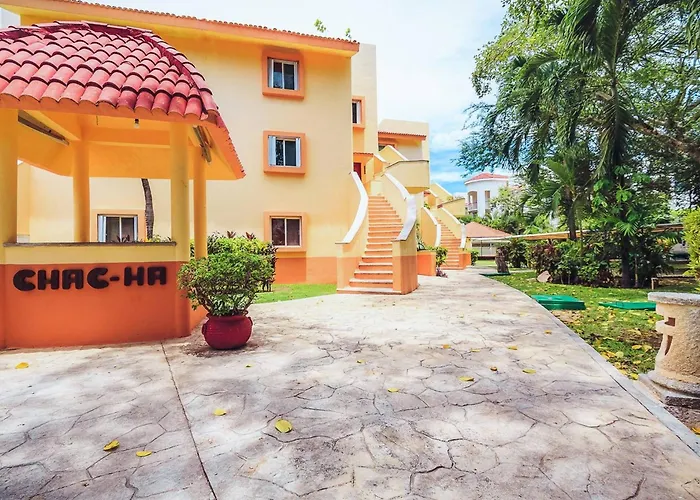 Tropical Ground-Floor 2Br - Playacar Phase 2 * Playa del Carmen