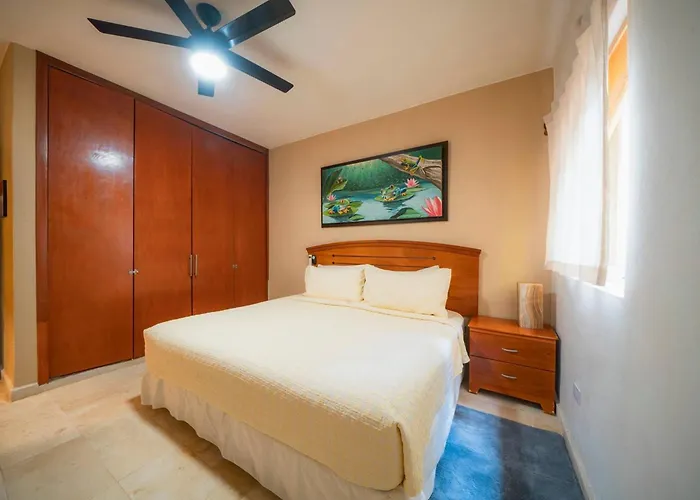 Tropical Ground-Floor 2Br - Playacar Phase 2 Ferienhaus Playa del Carmen